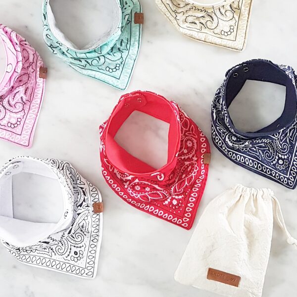 Set x 3 unid. de baberos bandana REVERSIBLES - Imagen 2